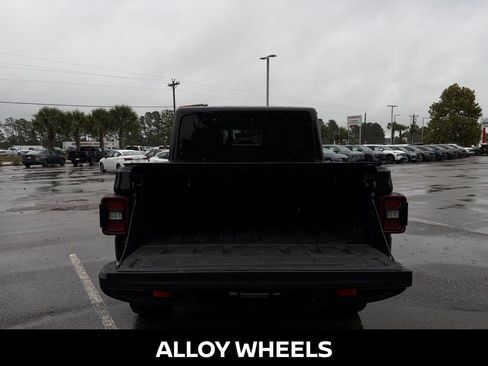Used 2021 Jeep Gladiator Mojave AWD/4WD image 6