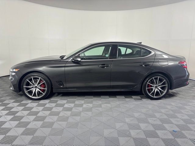 Used 2025 Genesis G70 2.5T RWD image 32