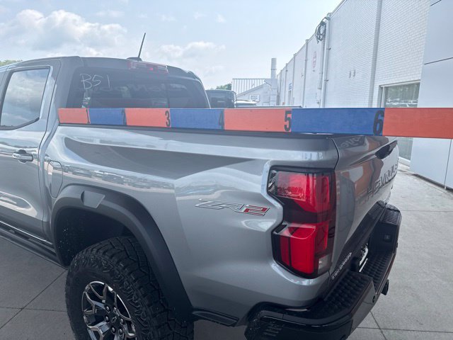 New 2026 Chevrolet Colorado ZR2 w/ Technology Package AWD/4WD image 31