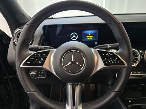 Certified 2025 Mercedes-Benz GLB 250 4MATIC image 14