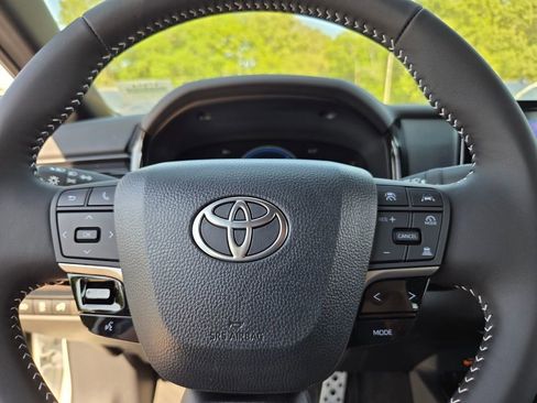 New 2026 Toyota Camry SE FWD image 24