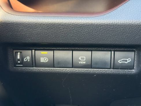 Certified 2019 Toyota RAV4 Limited AWD/4WD image 40