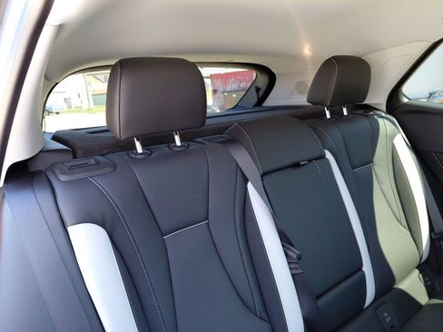 Used 2025 Buick Envision Sport Touring image 19