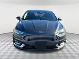 Used 2017 Ford Fusion SE w/ Fusion SE Technology Package image 2