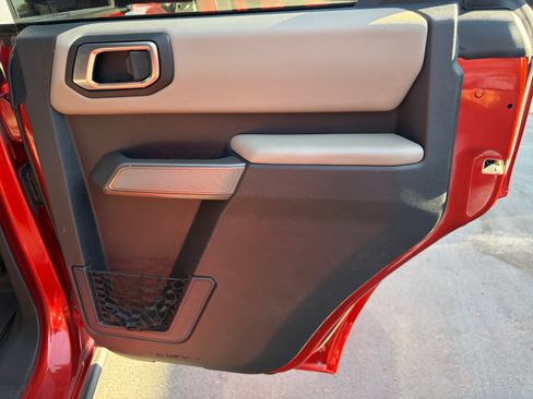 Used 2023 Ford Bronco Wildtrak AWD/4WD image 29