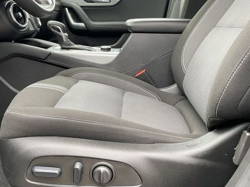 Used 2025 Chevrolet Blazer LT image 22