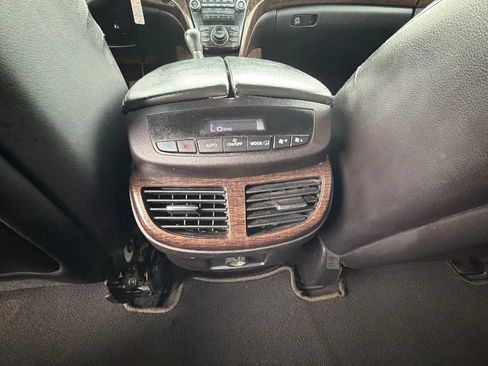 Used 2011 Acura MDX w/ Technology Package AWD/4WD image 29