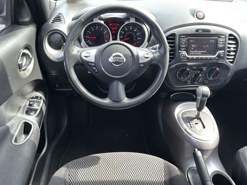 Used 2016 Nissan Juke S FWD image 19