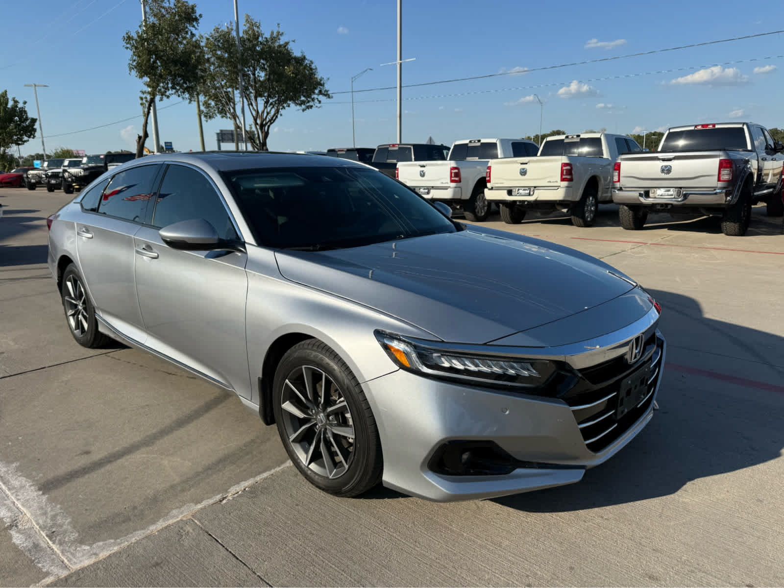 Used 2021 Honda Accord EX-L image 4