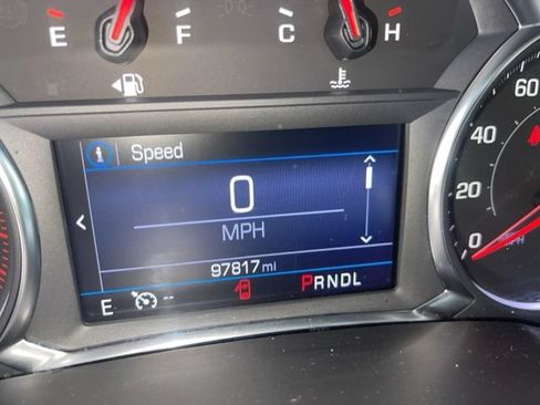 Used 2022 Chevrolet Blazer LT FWD image 3