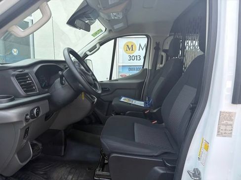 Used 2025 Ford Transit 250 Low Roof w/ Exterior Upgrade Package RWD image 9