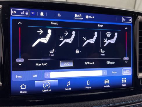 Used 2021 Chrysler Pacifica Touring-L FWD image 66