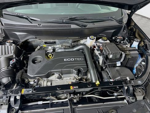 Used 2022 Chevrolet Equinox Premier image 29