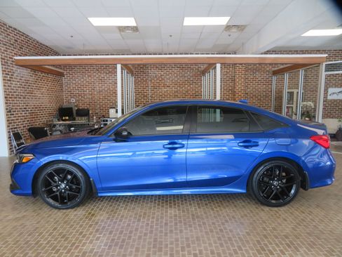Used 2023 Honda Civic Sport image 69
