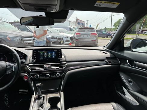 Used 2019 Honda Accord Sport image 19