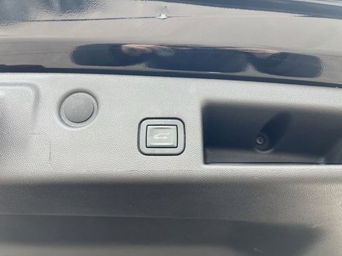 Certified 2022 Chevrolet Equinox LT image 11