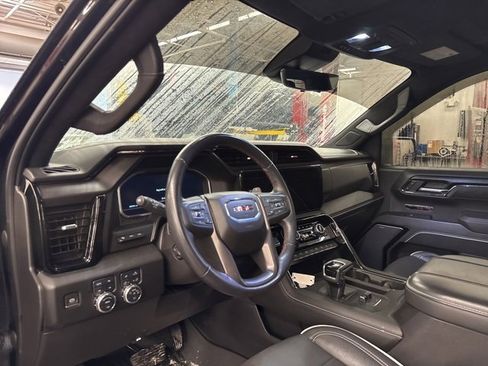 Used 2023 GMC Sierra 1500 AT4X image 19