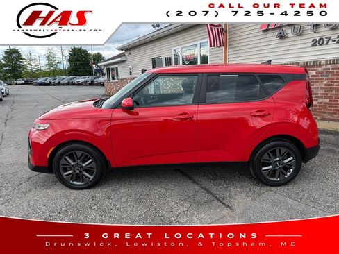 Used 2020 Kia Soul EX FWD image 3