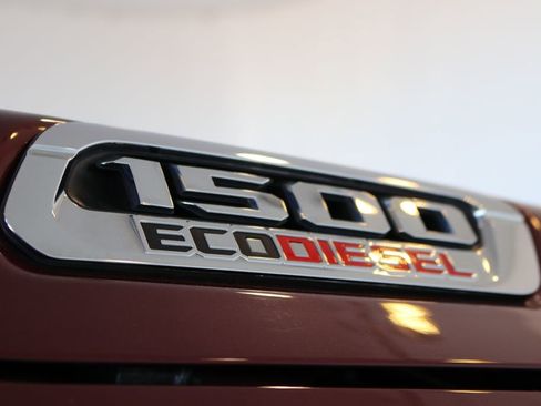 Used 2022 RAM 1500 Limited w/ Body Color Bumper Group image 40