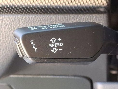 Used 2022 Audi SQ5 Premium image 29