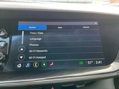 Used 2021 Buick Envision Essence w/ Technology Package I image 36