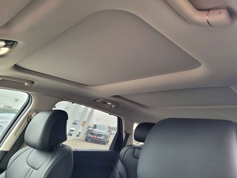 Used 2024 Genesis GV80 3.5T image 8