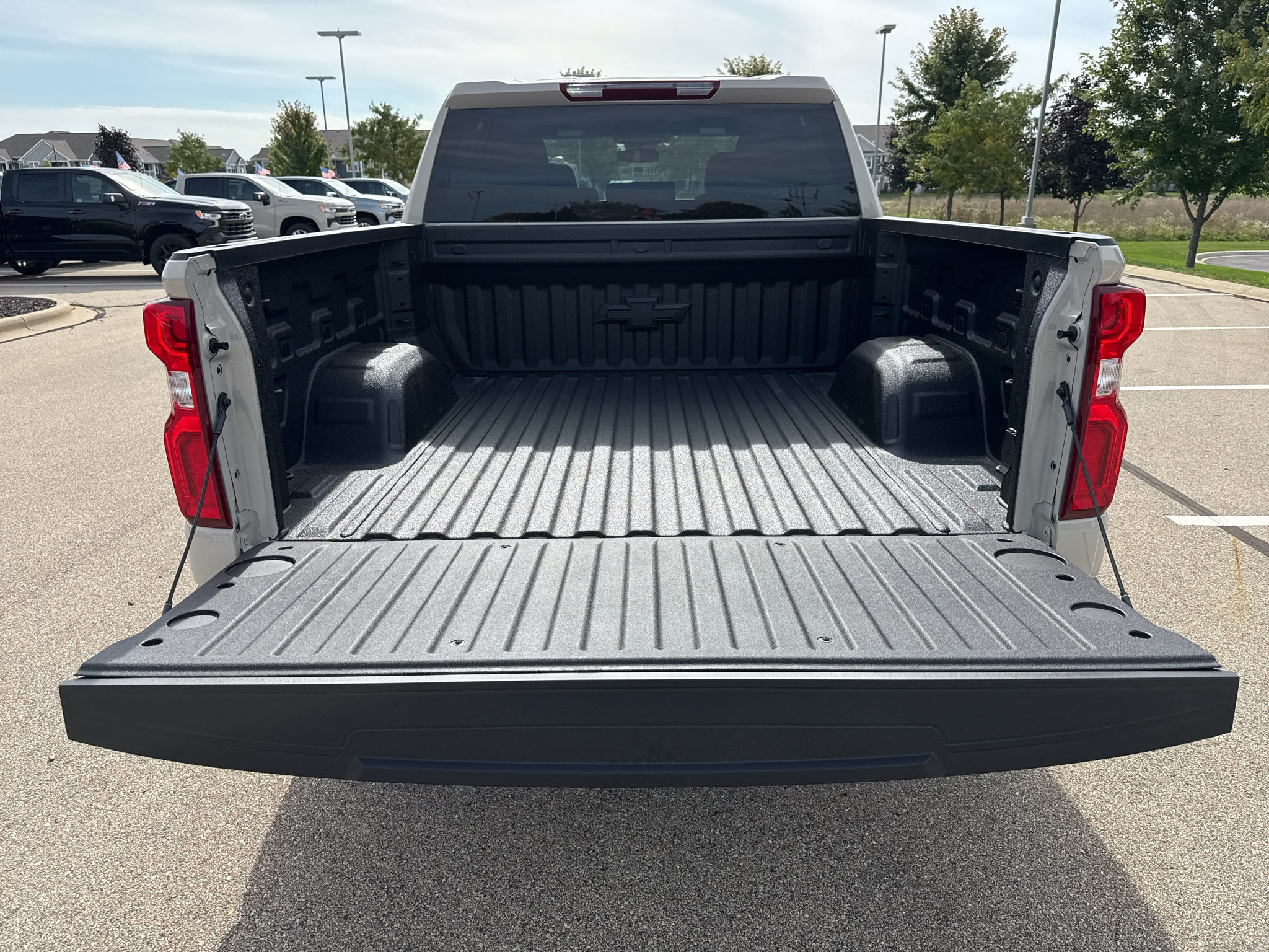 New 2026 Chevrolet Silverado 1500 RST w/ RST Select Package AWD/4WD image 11
