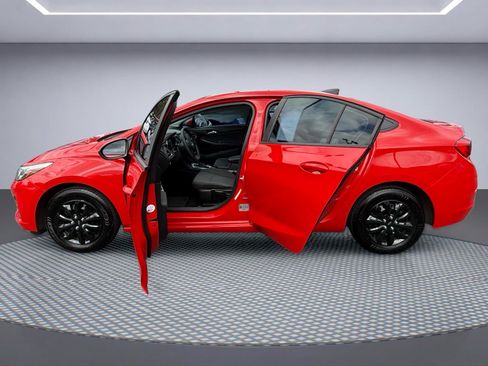 Used 2019 Chevrolet Cruze LS FWD image 11