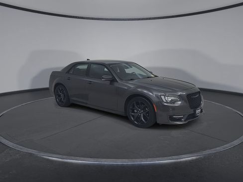 Certified 2023 Chrysler 300 Touring L w/ Comfort Group RWD image 4