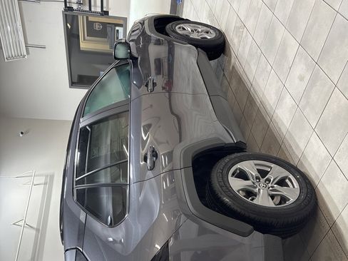 New 2025 Toyota RAV4 XLE image 4