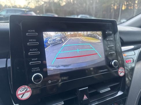 Used 2024 Toyota Camry SE image 5