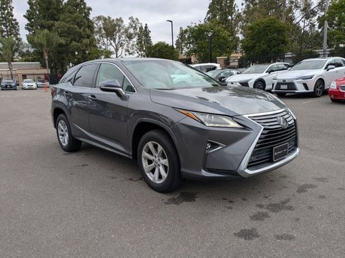 Used 2017 Lexus RX 350 FWD image 3