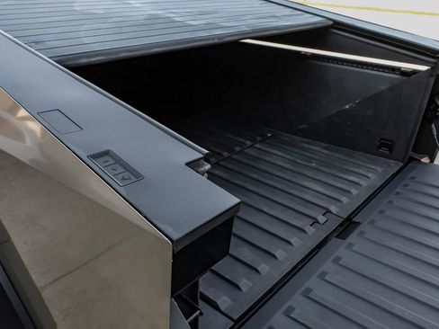 Used 2024 Tesla Cybertruck Cyberbeast image 67