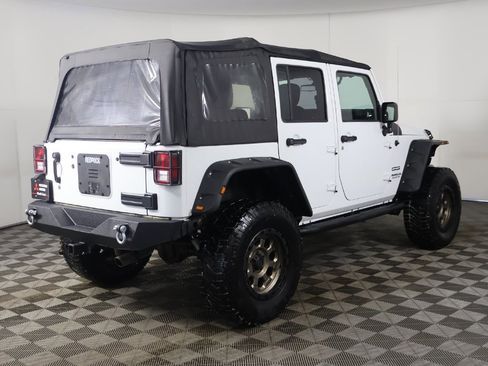Used 2015 Jeep Wrangler Unlimited Sport w/ Connectivity Group image 5