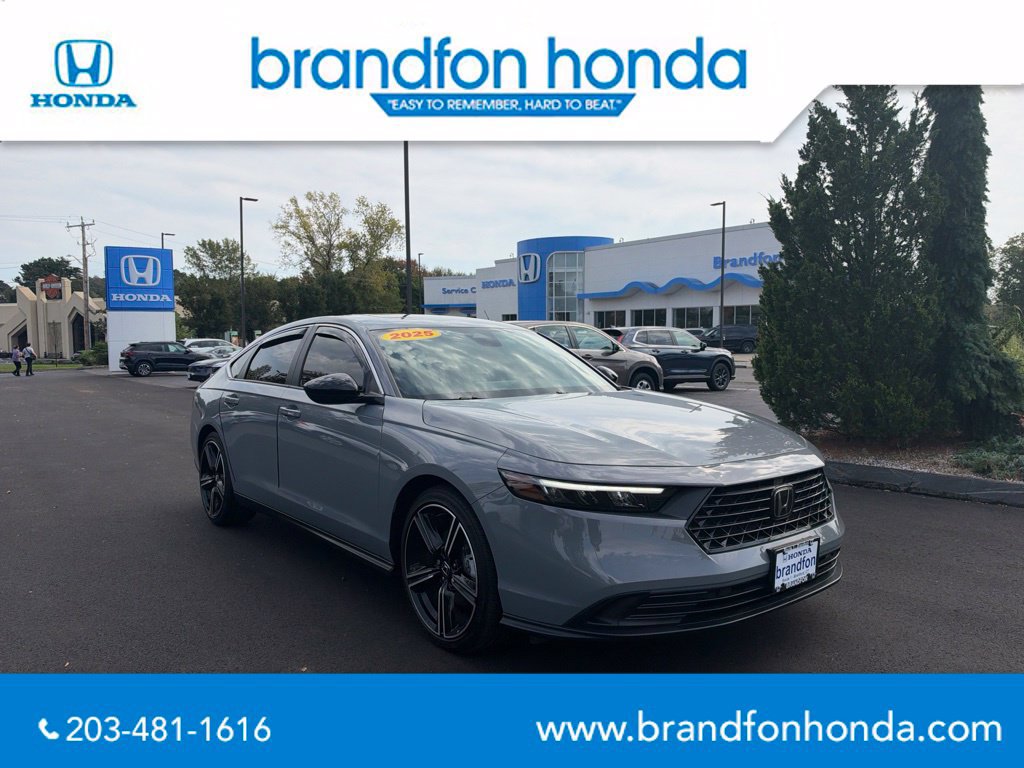 Used 2025 Honda Accord Sport image 1