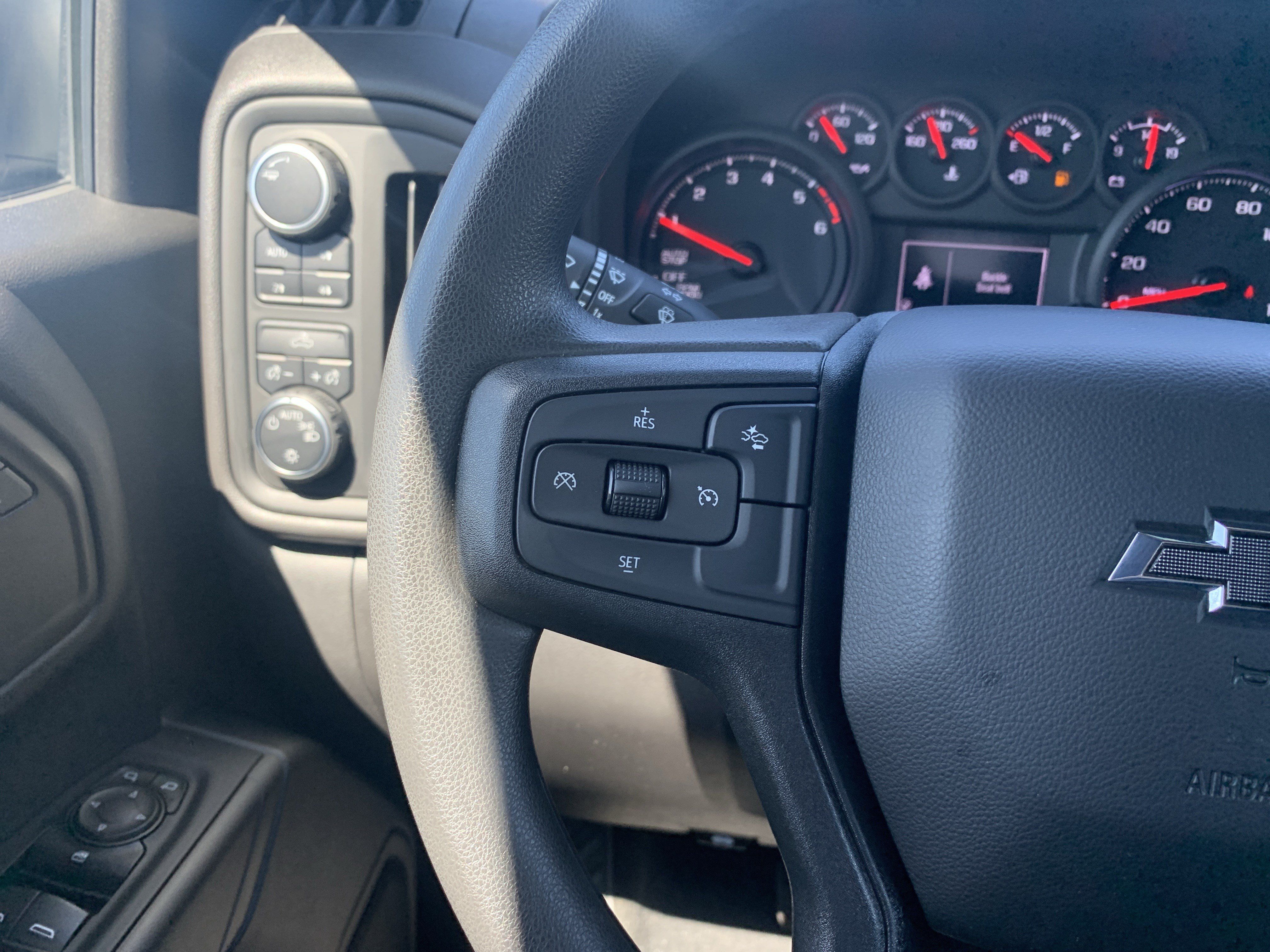 Used 2025 Chevrolet Silverado 1500 Custom Trail Boss AWD/4WD image 19