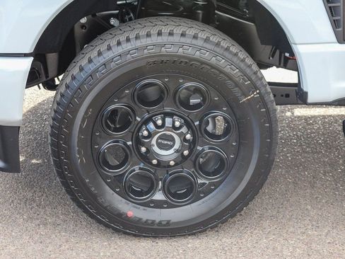 New 2026 Ford F250 Lariat w/ Black Appearance Package image 6