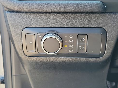 Used 2022 Ford Escape SE w/ Convenience Package FWD image 21