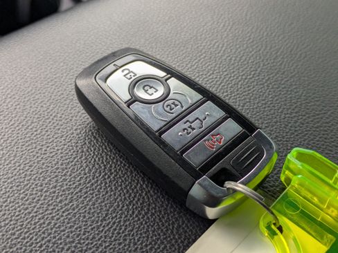 Used 2025 Ford F350 Lariat w/ Lariat Ultimate Package image 38