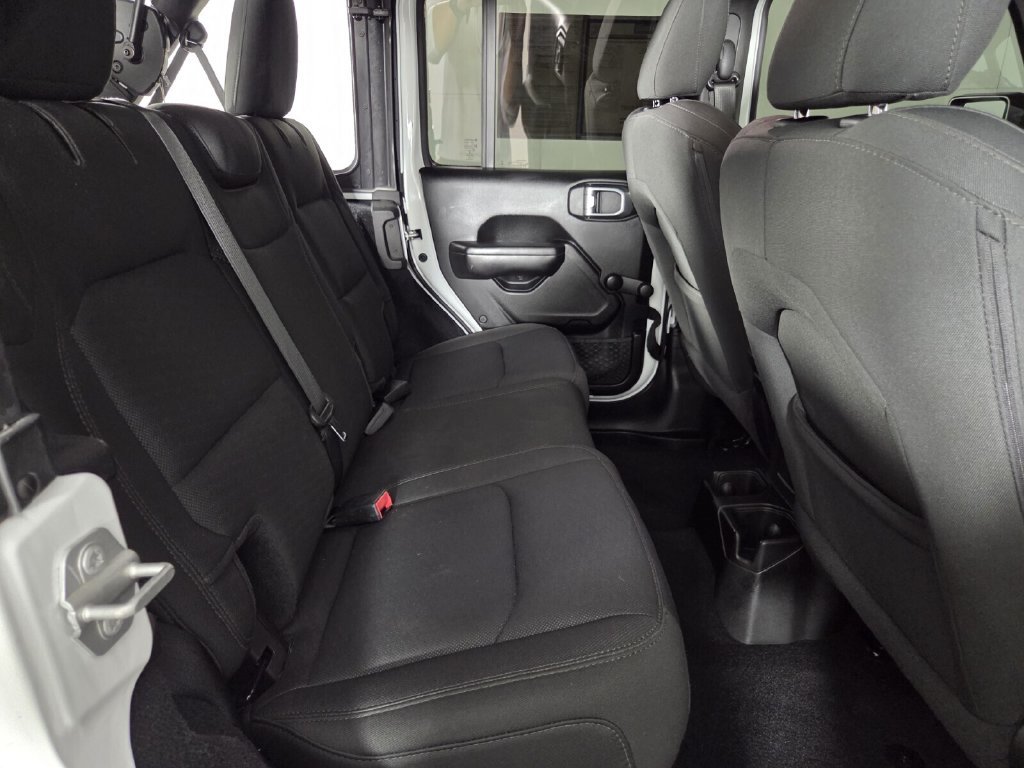 Used 2019 Jeep Wrangler Unlimited Sport AWD/4WD image 29