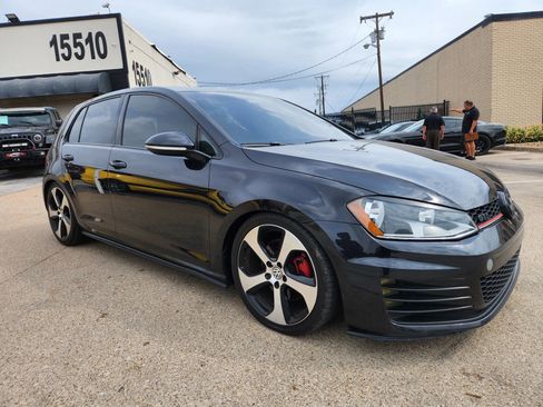 Used 2017 Volkswagen GTI S image 6
