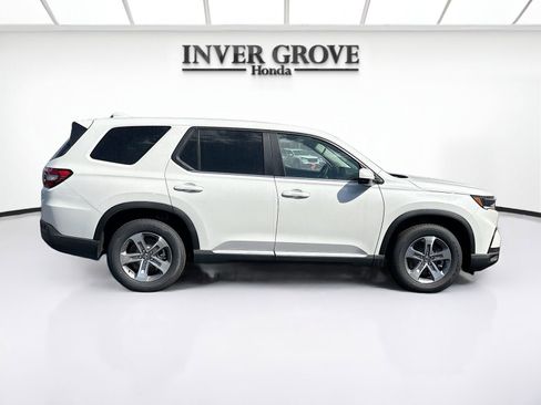 Certified 2025 Honda Pilot EX-L image 4