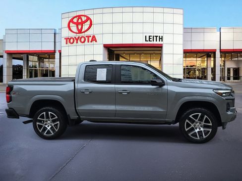 Used 2023 Chevrolet Colorado Z71 w/ Z71 Convenience Package 2 image 4