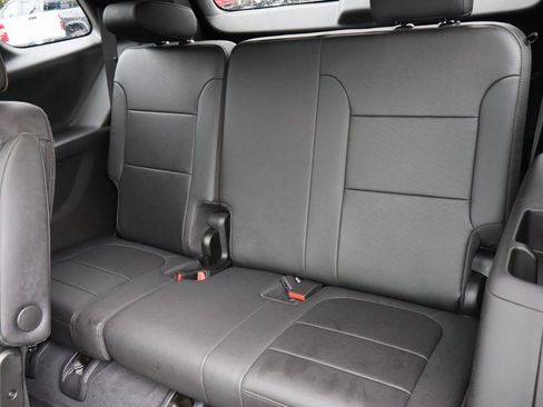 Used 2023 Chevrolet Traverse High Country w/ LPO, Floor Liner Package image 26