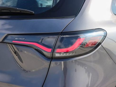 Used 2024 Honda HR-V LX image 9