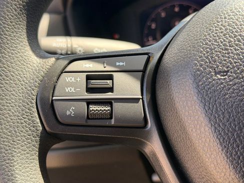 Used 2025 Honda Accord SE image 15