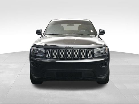 Used 2021 Jeep Grand Cherokee Laredo X RWD image 8