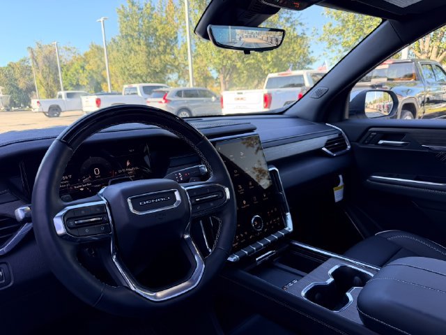 Used 2026 GMC Acadia Denali w/ Super Cruise Package FWD image 14