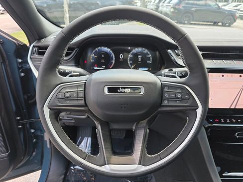 New 2026 Jeep Grand Cherokee L Limited RWD image 18