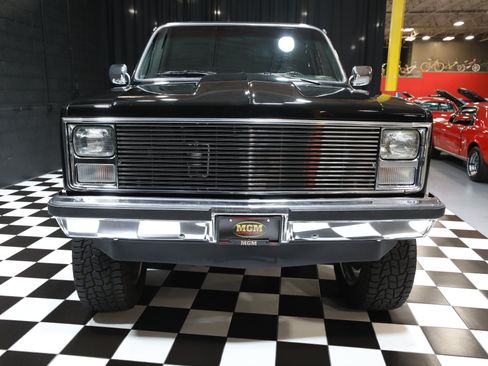 Used 1987 Chevrolet Blazer 4WD image 11